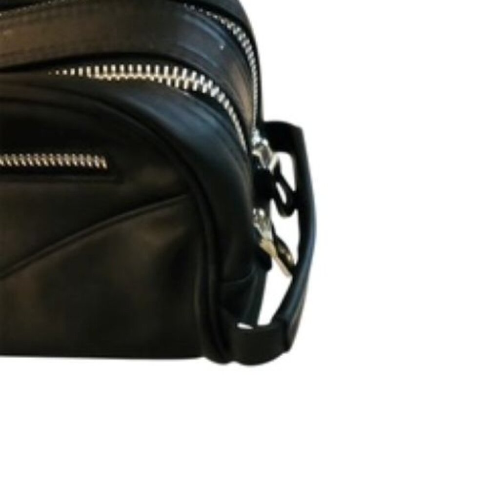 Contacts Men's Black Genuine Leather Toiletry Travel Bag, Dopp Kit, Organizer - Picture 4 of 5